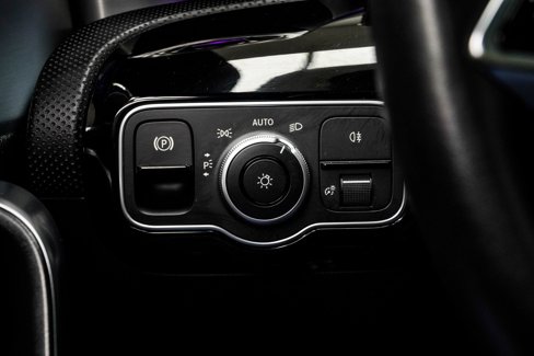 Used 2025 Mercedes-Benz CLA 250 image 27