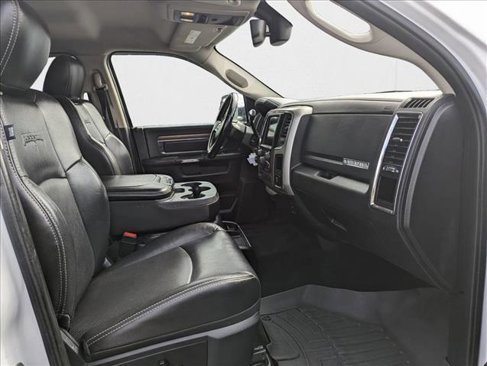 Used 2015 RAM 3500 Laramie image 21