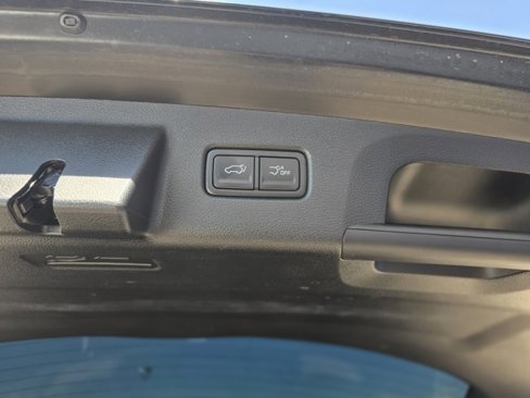 Used 2024 Kia Telluride EX w/ EX Captain's Chair Package image 27