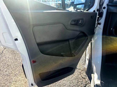 Used 2023 Ford Transit 350 XLT image 25