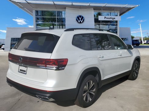 New 2026 Volkswagen Atlas SE image 4