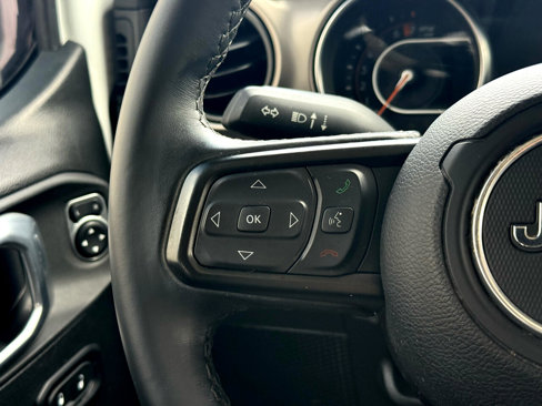 Used 2020 Jeep Wrangler Unlimited Sport image 17