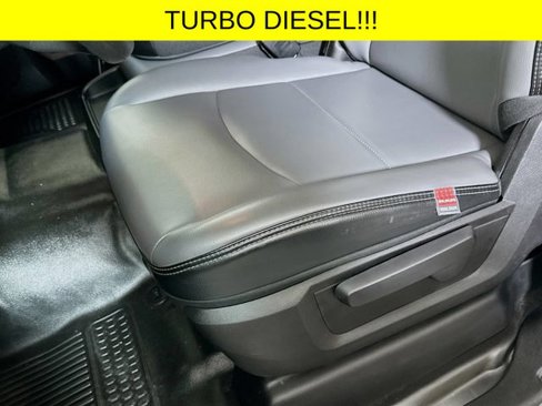 Used 2023 RAM 2500 Tradesman w/ Chrome Appearance Group image 18
