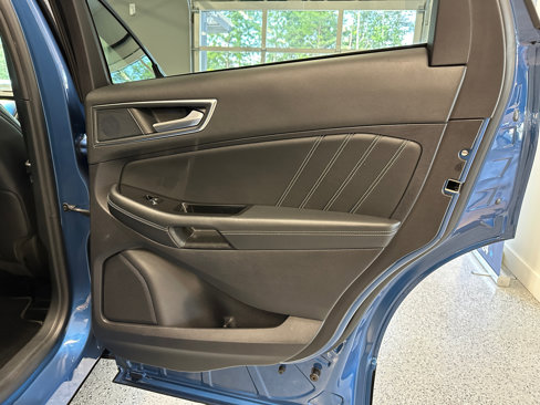 Used 2019 Ford Edge ST w/ Convenience Package image 31