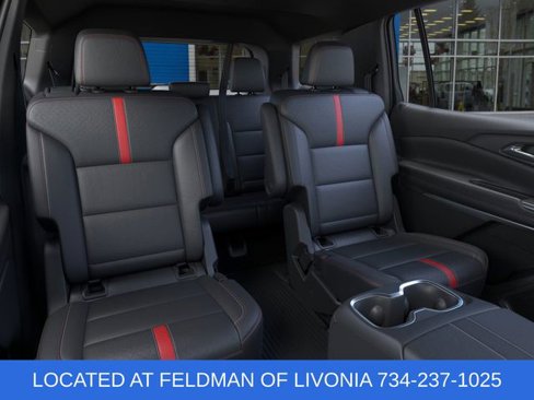 New 2026 Chevrolet Traverse RS w/ LPO, Floor Liner Package image 17