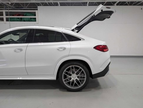 New 2026 Mercedes-Benz GLE 53 AMG 4MATIC Coupe image 9