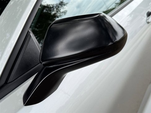 Used 2018 Chevrolet Camaro ZL1 image 18