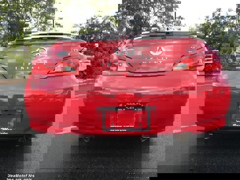 Used 2013 INFINITI G37 Convertible image 11