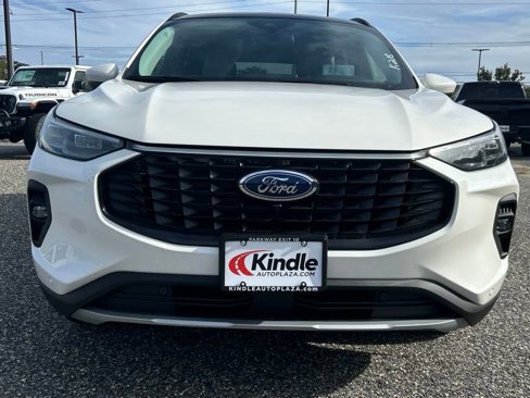 New 2024 Ford Escape SE w/ PHEV Premium Package image 2