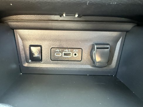 Used 2024 Nissan Sentra SV image 17