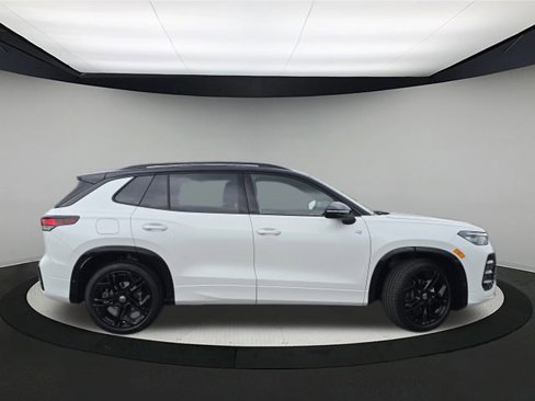 New 2025 Volkswagen Tiguan SE R-Line image 8