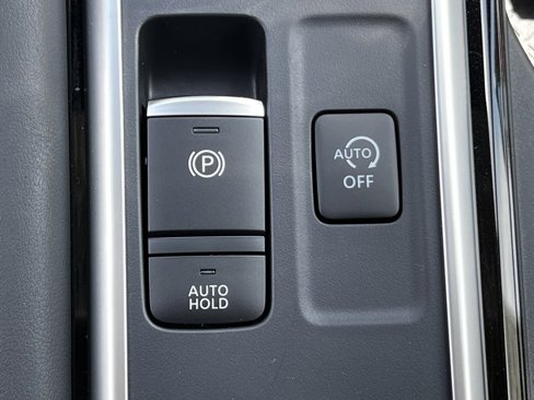 New 2025 Nissan Pathfinder SL image 21