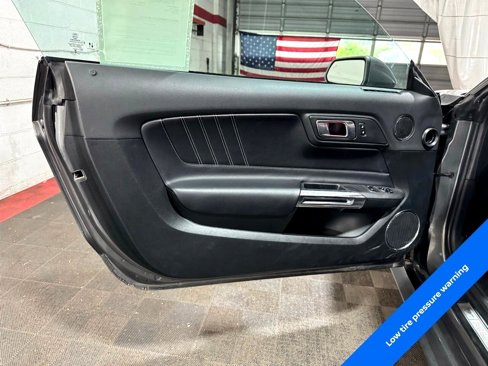 Used 2023 Ford Mustang Premium image 9