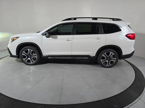New 2025 Subaru Ascent Limited image 2