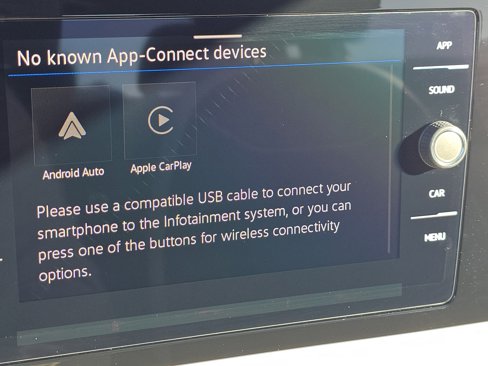 New 2025 Volkswagen Taos SE image 13