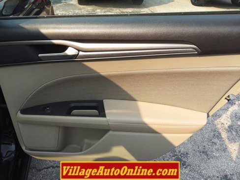 Used 2019 Ford Fusion SE image 41