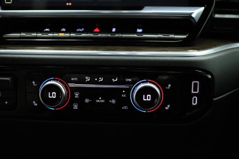 Used 2023 GMC Sierra 1500 SLE image 31