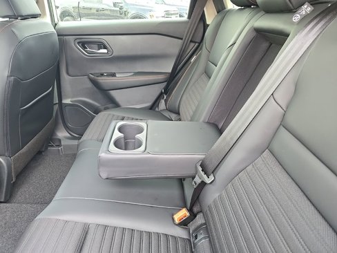 New 2026 Nissan Rogue SV image 25