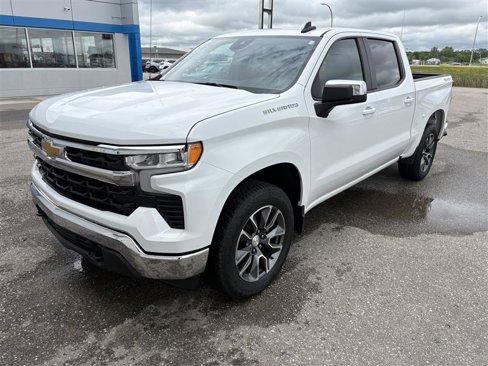 Used 2023 Chevrolet Silverado 1500 LT image 2