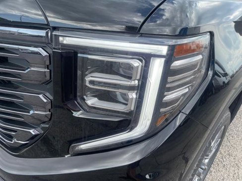 New 2025 GMC Sierra 1500 Denali Ultimate image 9