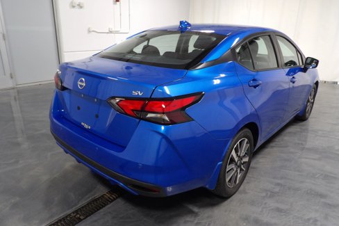Used 2024 Nissan Versa SV w/ Trunk Package image 5