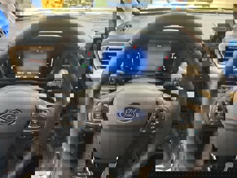New 2025 Ford Maverick Lariat image 11