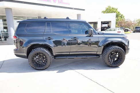 Used 2025 Lexus GX 550 w/ Accessory Package (Z1) image 7