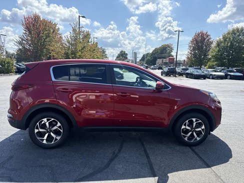 Used 2022 Kia Sportage LX image 8