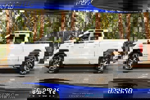 Used 2022 GMC Sierra 1500 SLE image 1