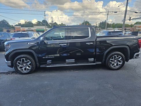 Certified 2024 GMC Sierra 1500 SLT w/ SLT Premium Package image 4
