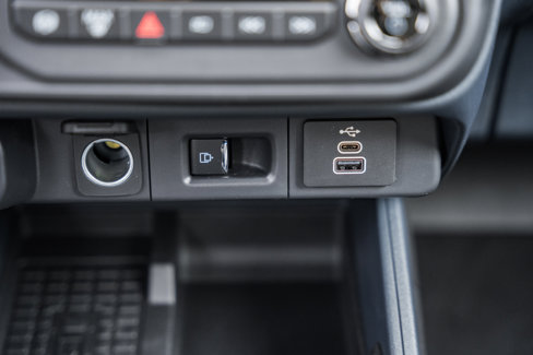 New 2025 Ford Maverick Lariat w/ 4K Tow Package image 32