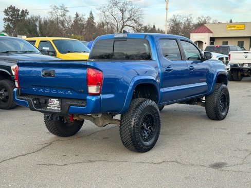 Used 2017 Toyota Tacoma TRD Off-Road w/ Tow Package image 5
