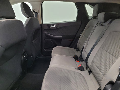 Used 2020 Ford Escape SE image 18