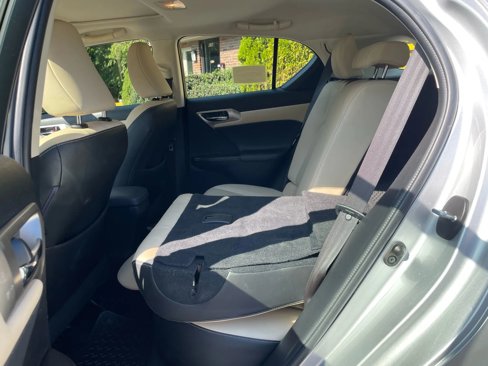 Used 2016 Lexus CT 200h image 40