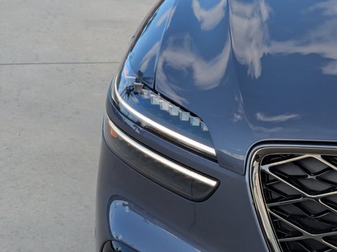 New 2026 Genesis GV70 3.5T Sport Prestige image 7