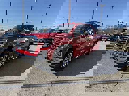Used 2019 GMC Sierra 1500 SLT w/ SLT Premium Package image 9