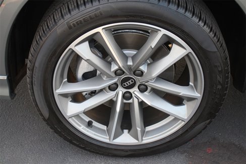 Used 2025 Audi Q3 2.0T Premium image 30