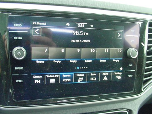 Used 2021 Volkswagen Atlas SEL R-Line image 22