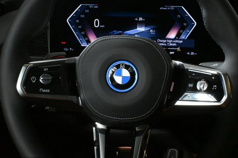 New 2026 BMW i7 xDrive60 image 19