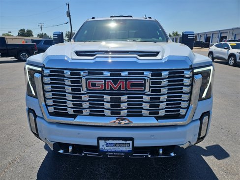 New 2026 GMC Sierra 2500 Denali w/ Denali Reserve Package image 11