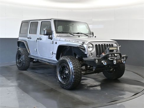 Used 2016 Jeep Wrangler Unlimited Rubicon w/ Connectivity Group image 1
