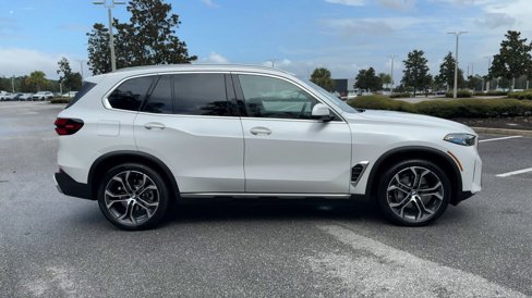 New 2026 BMW X5 xDrive40i w/ Premium Package image 9