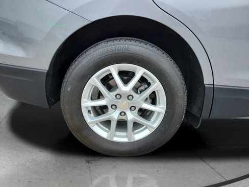 Certified 2024 Chevrolet Equinox LS w/ Driver Confidence II Package image 27