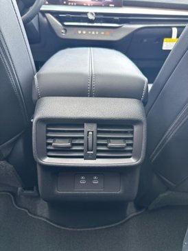 New 2025 Nissan Murano SL image 14