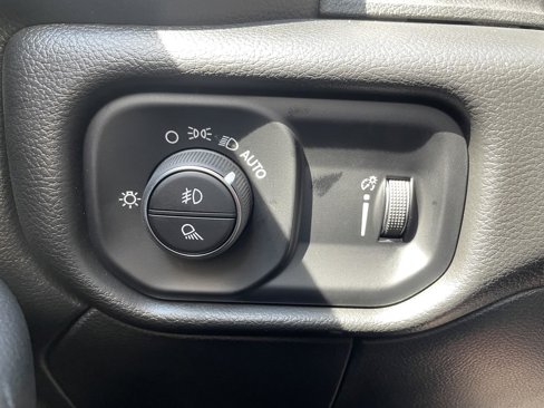 New 2025 RAM 2500 Tradesman image 27