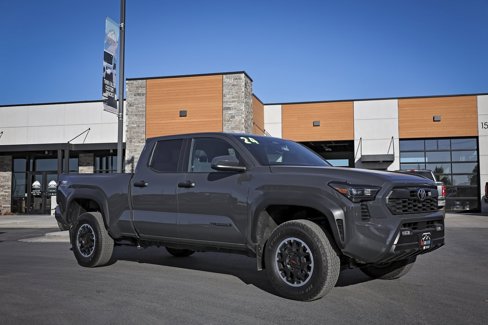 Used 2024 Toyota Tacoma TRD Off-Road image 1