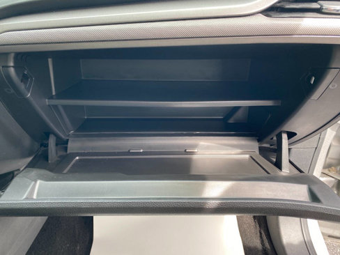 Used 2019 Ford Fusion S image 33
