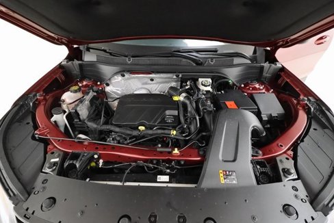 Certified 2024 Chevrolet Trax RS w/ Driver Confidence Package image 6
