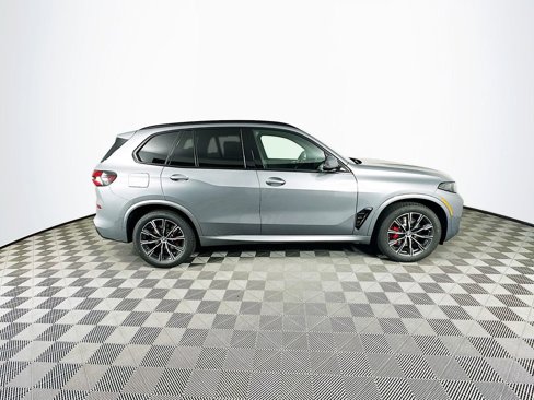 New 2026 BMW X5 xDrive40i w/ M Sport Package image 10