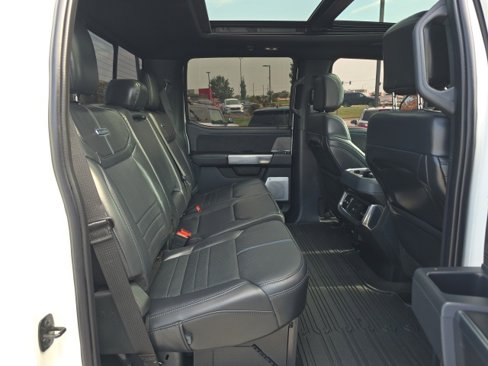 Used 2025 Ford F250 Platinum image 17